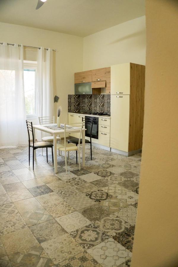 Janas Apartment Porto Torres Extérieur photo